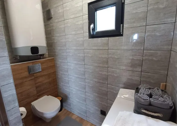 Wakacyjny Pod Grusza 假日公园 Lubin (West Pomeranian)